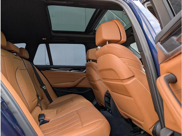 BMW 5-SERIE Touring 520i High Executive | M-pakket | Panorama | Trekhaak