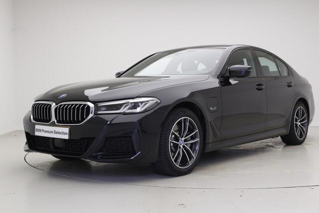 BMW 5-SERIE 530e xDrive M-Sport | Camera | Hifi | Driving Assistant Professional