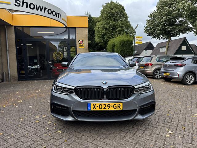 BMW 5-SERIE 530e xDrive M-Sport iPerformance High Executive Schuifdak Headup Harman Kardon Trekhaak