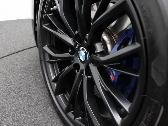 BMW 5-SERIE Touring 530i M Sportpakket | Stuurwielrand Verwarmd | Comfort Access | Panoramadak | Driving Assistant Professional | Head-Up Display | HiFi | 18''