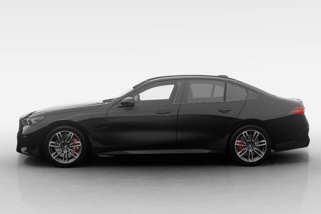 BMW 5-SERIE Sedan 530e M Sport Edition | M Sport Pro | Innovation Pack | Travel Pack | Comfort Pack