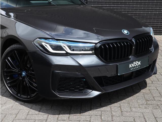 BMW 5-SERIE 545e xDrive M sport | Head Up | Comfortstoel met geheugen | Schuif-/kanteldak