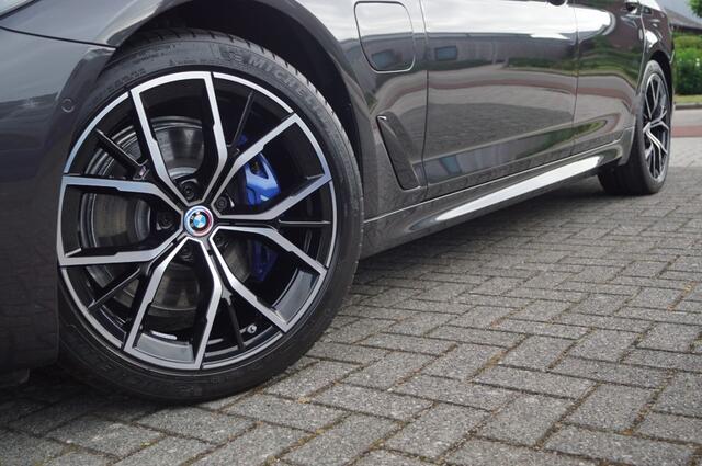 BMW 5-SERIE 530e (292pk) Laser/HUD/HenK/Pano/4-wielbesturing/Alle opties!