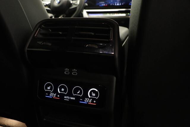 BMW 5-SERIE 520i M-Sport | COMFORT / INNOVATION / TRAVEL- PACK | HEAD UP | STOELKOELING | STUURVERWARMING | 360 CAMERA