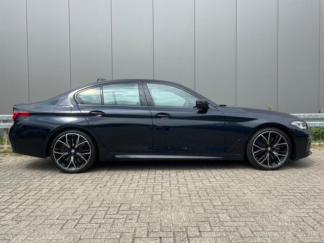 BMW 5-SERIE M550i xDrive Service Inclusief Plus Garantie tot 24-04-2027
