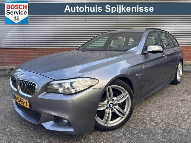 BMW 5-SERIE Touring 520i High Executive | M-Sport | Trekhaak | Panoramadak |