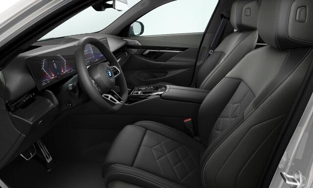 BMW 5-SERIE 550e xDrive | M-Sport Pro | 21'' | Panorama | Bowers & Wilkins | Driv. Ass. Prof.