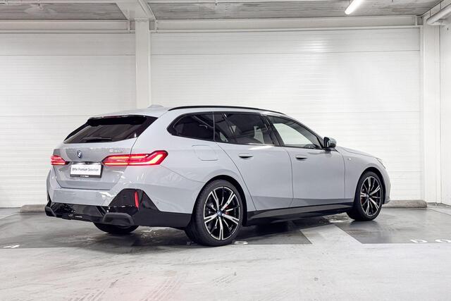 BMW 5-SERIE Touring 530e M Sport Edition