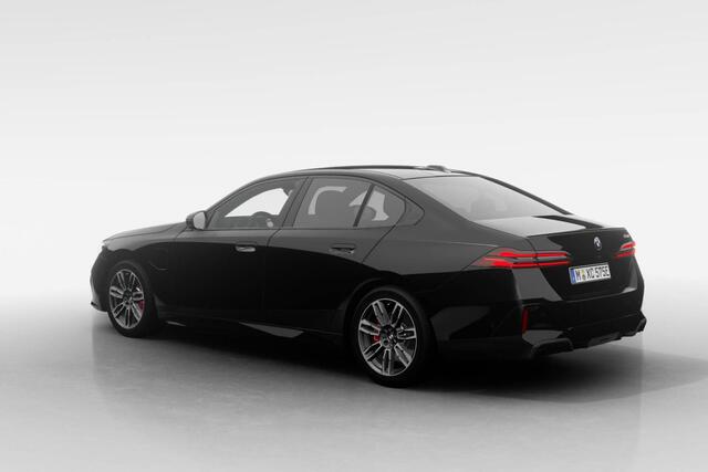 BMW 5-SERIE Sedan 530e M Sport Edition | M Sport Pro | Innovation Pack | Comfort Pack | Travel Pack