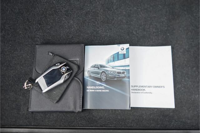 BMW 5-SERIE 530i High Ex Luxury Schuifdak Comfortstoel Navi Trekhaak Camera