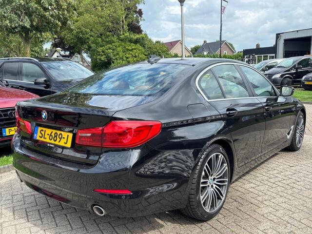 BMW 5-SERIE 520D Aut Sedan High Exe 2018 Zwart Dealer Auto