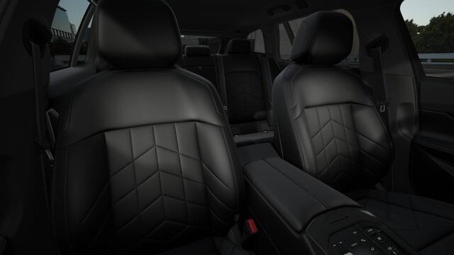 BMW 5-SERIE Touring 530e M Sport Automaat / Trekhaak / Adaptieve LED / Parking Assistant Plus / Comfort Access / M Sportonderstel / Live Cockpit Professional