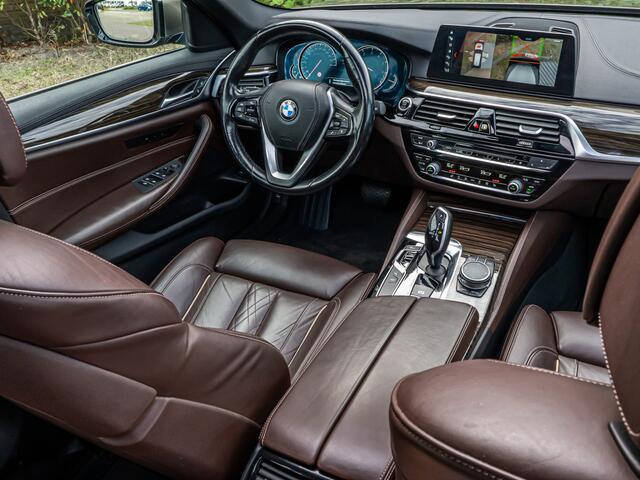 BMW 5-SERIE Touring 530i xDrive High Executive ORG NL PANO 360 CAMERA 19 INCH ELEK STOELEN MET MEMORY