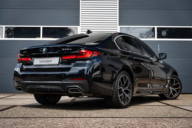 BMW 5-SERIE 545e xDrive High Executive |Sfeer |Alcantara |ACC