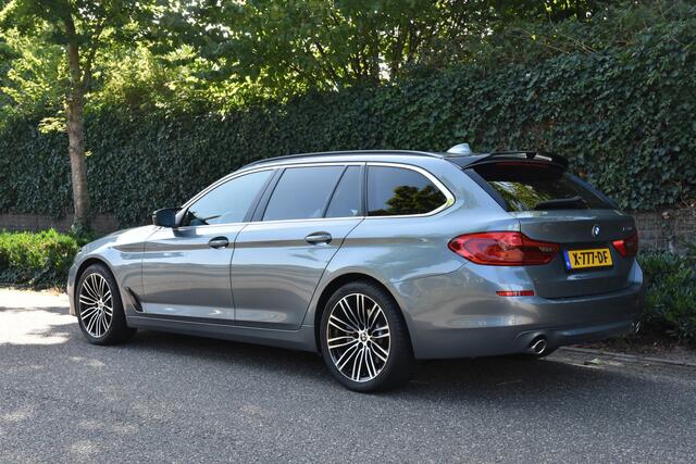 BMW 5-SERIE Touring 520i Executive Edition | LEDER | ELEK. TREKHAAK