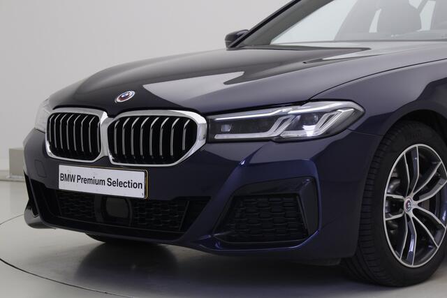 BMW 5-SERIE Touring 530e xDrive M-Sport | Head-Up | Laser | Comfort zetels | Driv. Ass. Pro