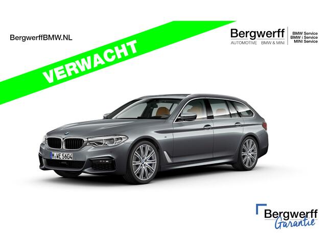 BMW 5-SERIE Touring 530i M-Sport - Pano - Trekhaak - Comfortzetels - Driving + Parking Ass Plus - Hifi