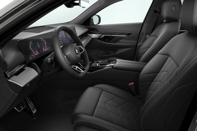 BMW 5-SERIE Touring 520i | M Sport | Comfort Pack | Trekhaak