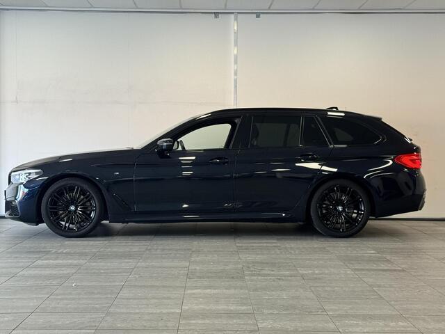 BMW 5-SERIE Touring 520i High Executive M-sport | TREKHAAK | DEALERONDERHOUDEN |