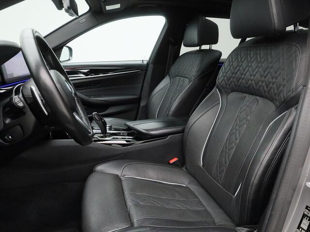 BMW 5-SERIE Touring 540i xDrive High Executive Edition | PANO | 360° | ADAPTIVE | HUD | LASER | H&K | MEMORY | STOELVENT. | STOEL- EN STUURVERW. | TREKHAAK
