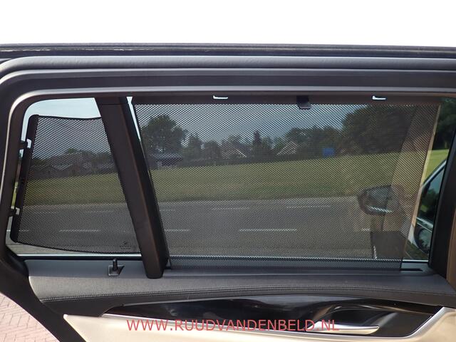 BMW 5-SERIE Touring 530D X-DRIVE PANODAK/ACC/HEADUP/TREKHAAK/COMFORTLEDER