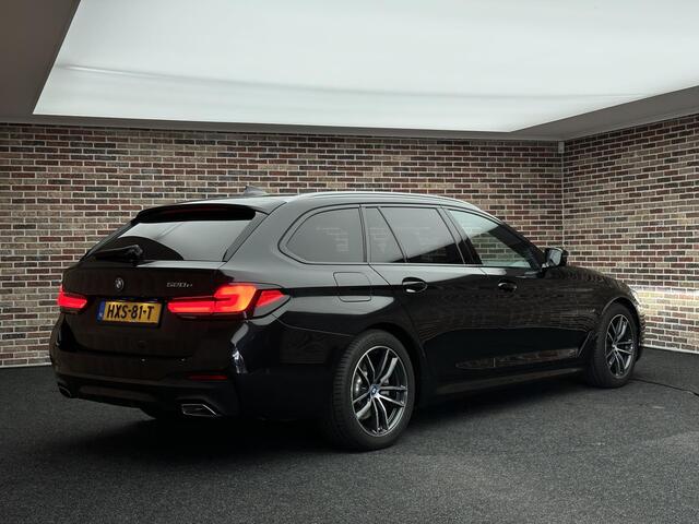 BMW 5-SERIE Touring 520e High Executive M-sport| Dak| Head-up| LaserLight| Garantie tot 7-26|