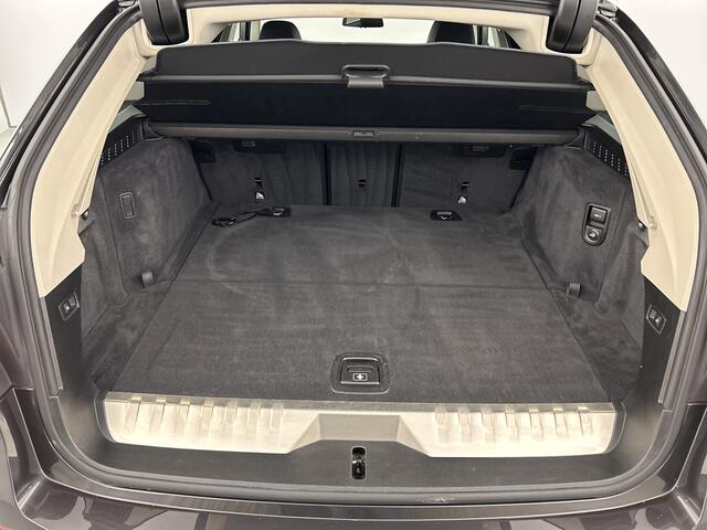 BMW 5-SERIE Touring 530e M-sport High Exe/Pano-dak/Adapt.Cruise/EL.Trekhaak