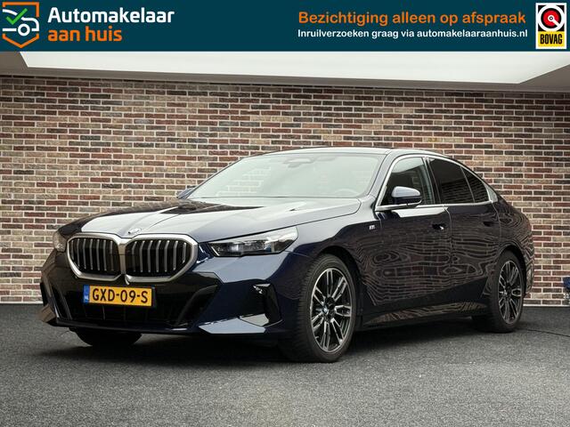 BMW 5-SERIE 520i M Sport Led Camera Harman Kardon BTW Headup
