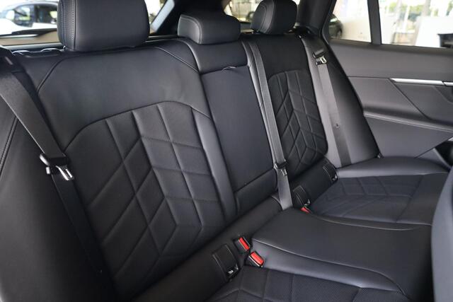 BMW 5-SERIE Touring 530e M Sportpakket | Driving Assistant Plus | Travel Pack | Elektr. Trekhaak