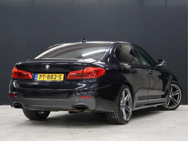 BMW 5-SERIE 520i High Executive [SCHUIFKANTELDAK, MEMORY SEATS, HUD, PDC V+A, CRUISE CONTROL, APPLE CARPLAY, STOELVERWARMING, AUTOMATISCHE AIRCO, NAVIGATIE, NIEUWSTAAT]