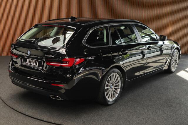 BMW 5-SERIE Touring 520e VERWARMDE VOORSTOELEN-ELEC STOELEN-DAB-VIRTUAL