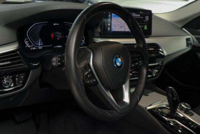 BMW 5-SERIE Touring 520e VERWARMDE VOORSTOELEN-ELEC STOELEN-DAB-VIRTUAL