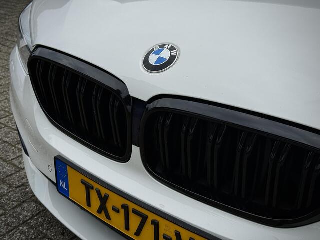BMW 5-SERIE Touring 520i High Executive SPORTLINE / TEKHAAK / AUTOMAAT