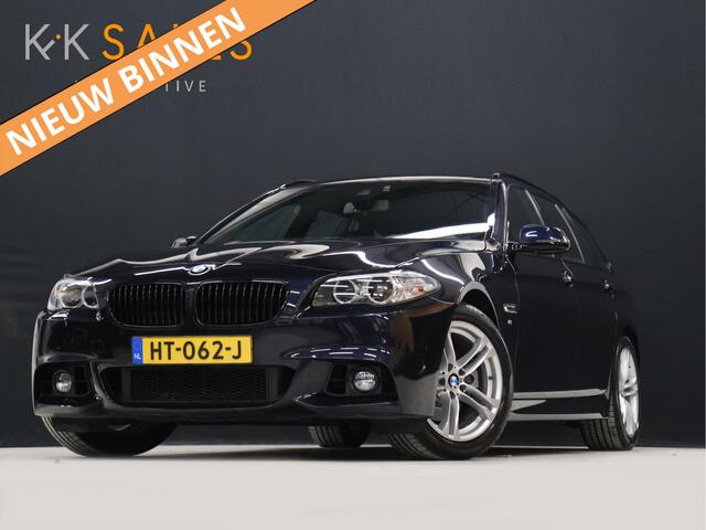 BMW 5-SERIE Touring 520i M Sport [CAMERA, TREKHAAK, AUTOMATISCHE ACHTERKLEP, AUTOMATISCHE STOELEN, CRUISE CONTROL, FLIPPERS, BLUETOOTH TELEFOON, AIRCO, NAVI, NIEUWSTAAT]