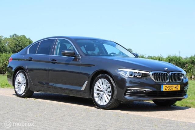 BMW 5-SERIE 530e iPerformance High Executive LEDER XENON LED