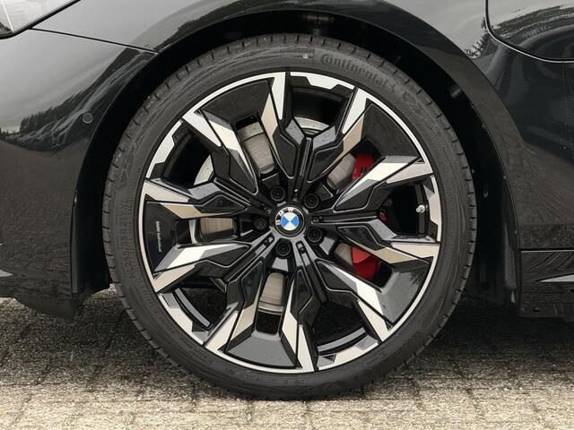 BMW 5-SERIE Touring 530e | M-Sport Pro | 21'' | Panorama | Harman/Kardon | Elek. Trekhaak