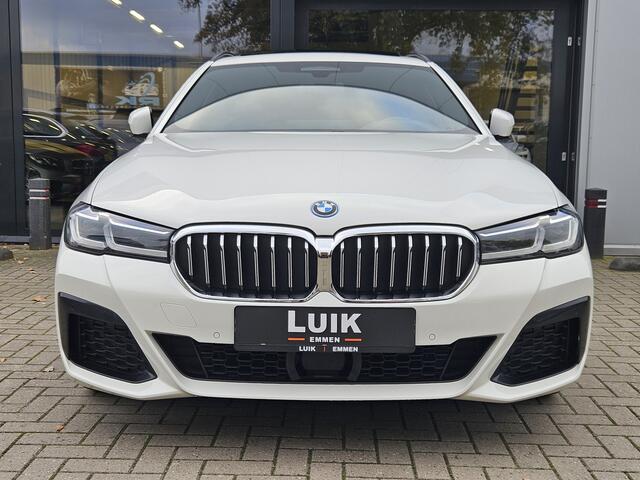 BMW 5-SERIE Touring 530e High Executive + M-SPORT + LASER + PANO DAK + HARMAN KARDON + KEYLESS