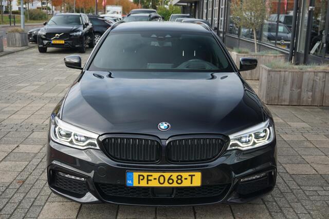 BMW 5-SERIE Touring 530i High Executive | M pakket | Trekhaak | ACC