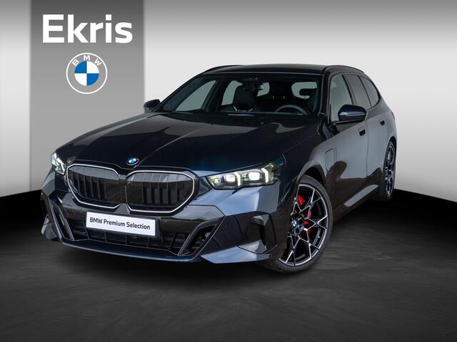 BMW 5-SERIE Touring 550e xDrive | M Sportpakket Pro | Innovation Pack | Verwarmd Stuurwiel | Comfort Access | Panoramadak | Stoelventilatie | Stoelverwarming | Bowers & Wilkins | Trekhaak