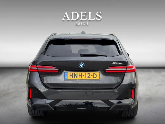 BMW 5-SERIE Touring 530e M Sport Pro Edition HUD H/K Sound Trekhaak NL Auto 3500km NAP!
