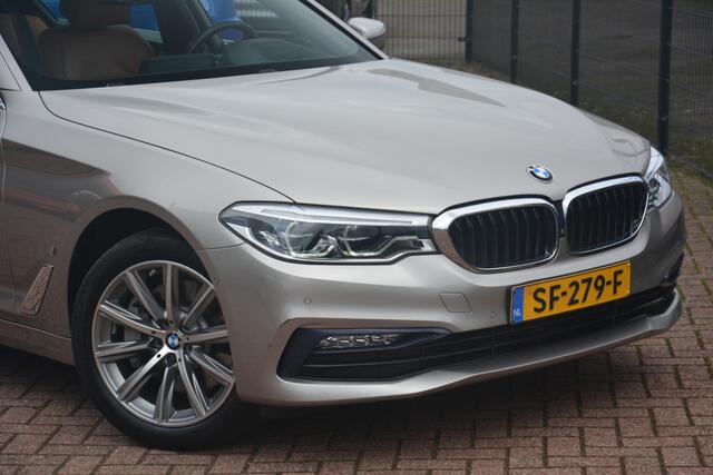 BMW 5-SERIE 530e iPerformance High Executive | BMW Individual | Navigatie | H&K L7 Surround | 360 Camera | Schuifdak | NL auto!! | BMW premium garantie nog van toepassing!!