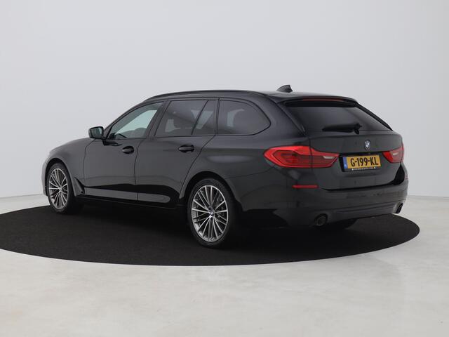 BMW 5-SERIE 520i 184 PK Steptronic8 Touring Executive Edition