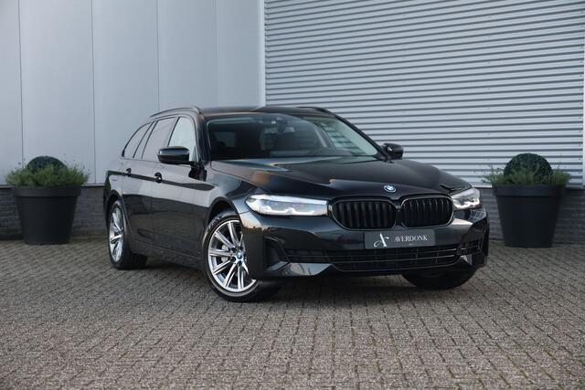 BMW 5-SERIE Touring 530e Executive 292PK NAP|Sportstoelen|Stoelverwarming|Plug in