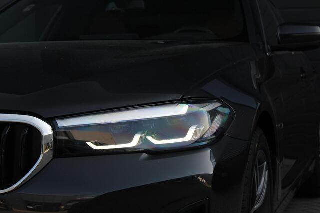 BMW 5-SERIE 530e Business Edition Plus | Leder | Trekhaak | Memory