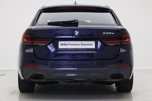 BMW 5-SERIE Touring 530e M-Sport | Panorama | Harman Kardon | Driving Assistant Professional | Trekhaak