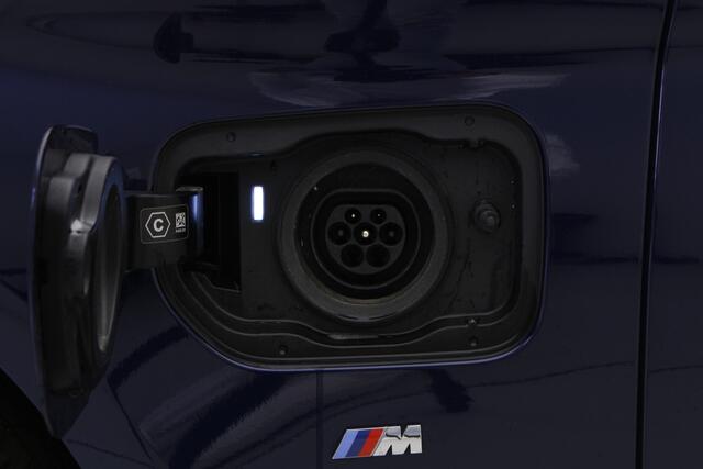 BMW 5-SERIE Touring 530e M-Sport | Panorama | Harman Kardon | Driving Assistant Professional | Trekhaak