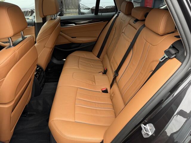 BMW 5-SERIE Touring 530i xDrive High Executive CarPlay