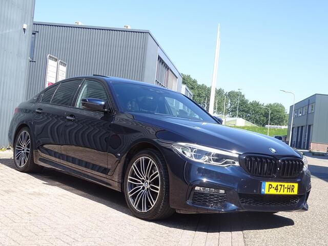 BMW 5-SERIE 530e iPerformance High Executive M-PAKKET | DODEHOEK DETECTIE | NAVIAGTIE | RIJSTROOK HERKENING | ACHTERUIT RIJ CAMREA | PARKEER SENSOREN | KEYLESS GO/ENTRY | APPLE CARPLAY / ANDROID | CRUISE CONTROL | AIRCO\ECC | LED|