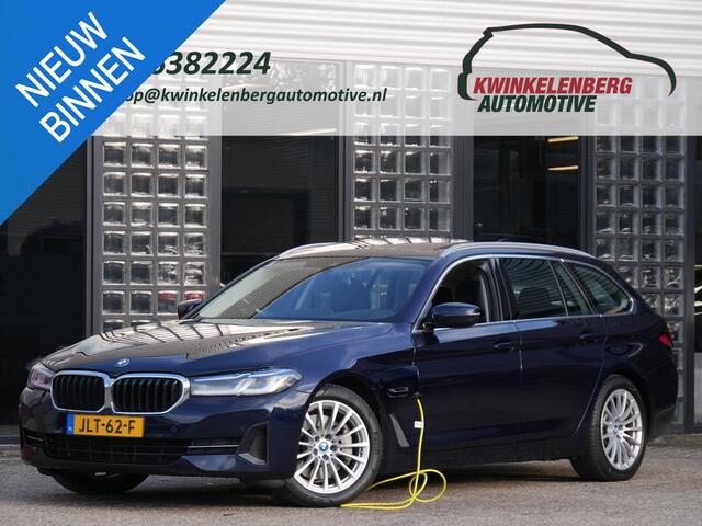BMW 5-SERIE TOURING 530e/ PANORAMADAK/ HEAD-UP/ TREKHAAK/ H&K AUDIO/ LASER LED
