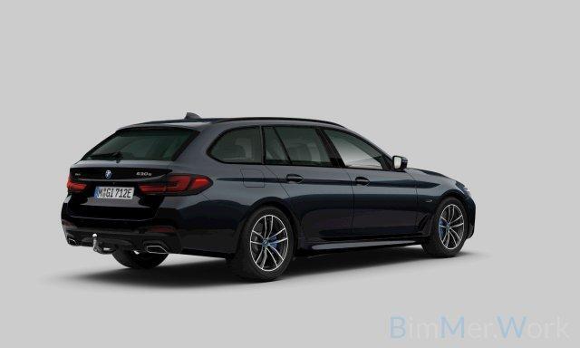 BMW 5-SERIE Touring 530e xDrive High Ex. M-Sport |CoPilot|Laser|Stoelventilatie|SoftClose|HUD|HiFi|Trekhaak